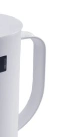 Jarra Plástica Cozy 2 Litros Branca com C... Jarra Plástica Cozy 2 Litros Branca com C...