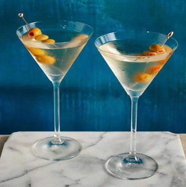 Taça Martini e Drink 300ml Caixa com 24 N... Taça Martini e Drink 300ml Caixa com 24 N...