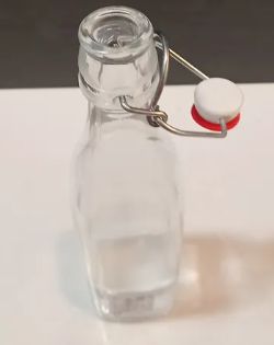 Garrafa Swing Vidro Tampa Móvel 500ml Bor...