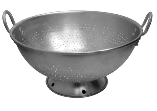 Tacho Escorredor Furo Fino com Pés 30cm A... Tacho Escorredor Furo Fino com Pés 30cm A...