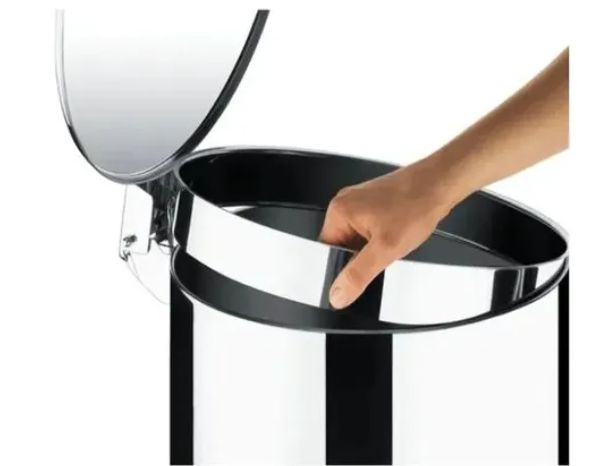 Lixeira para Cozinha 50 Litros Brinox Ref... Lixeira para Cozinha 50 Litros Brinox Ref...